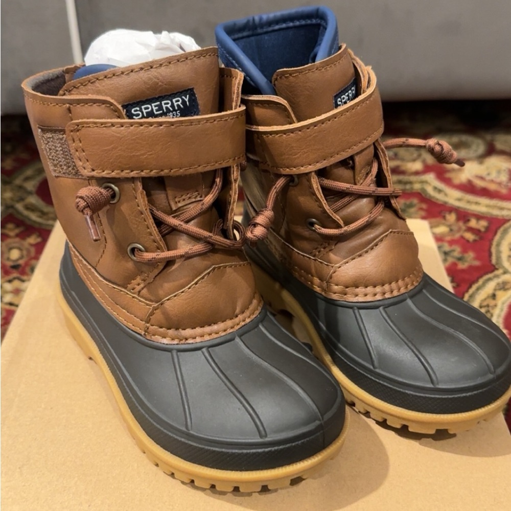 Sperry toddler rain boots US size 9 M